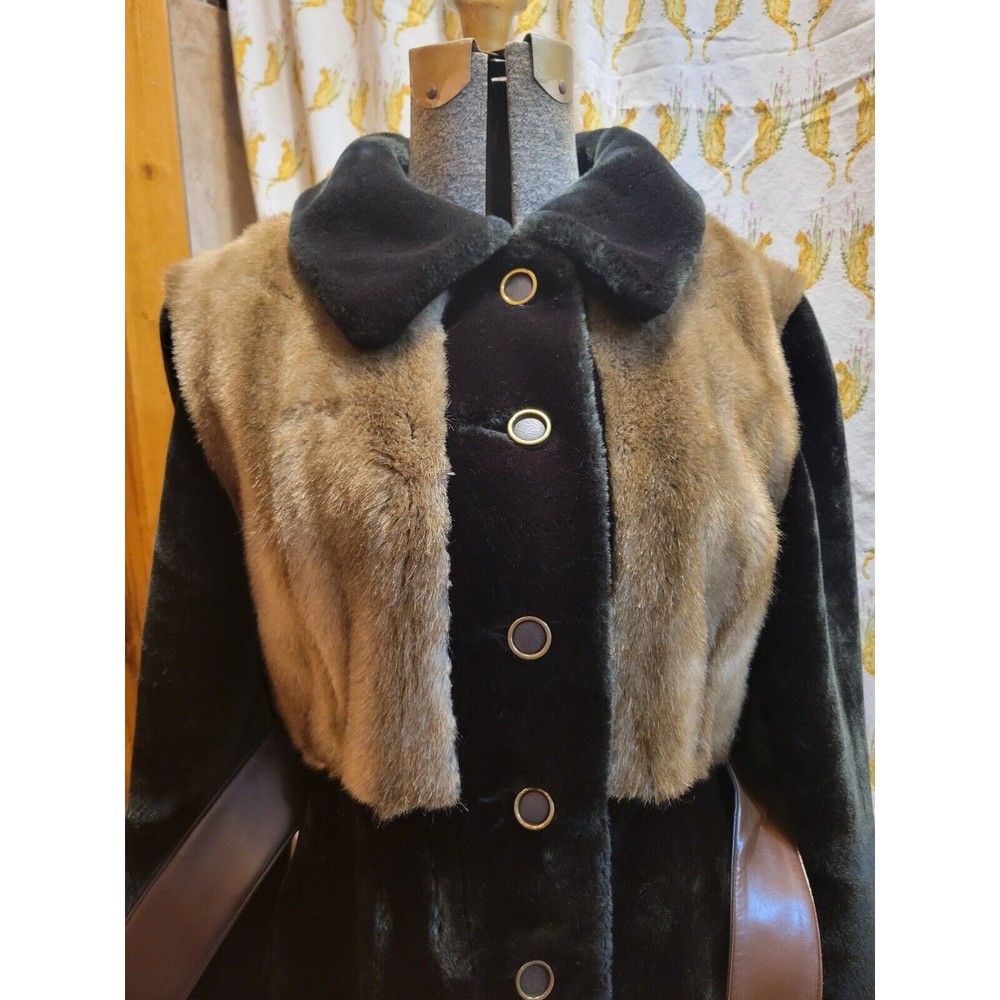 Vtg 1960's Madigan's Borgazia Styled By Sportowne Faux Fur ILGWU Black & brown